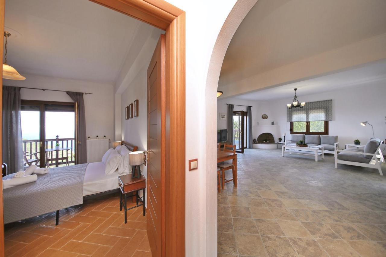 Villa Margini, Aegean Views , Pool Villa, Skopelos Luaran gambar